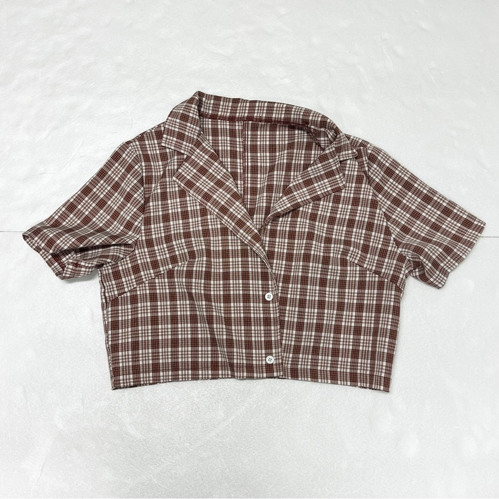 Cropped Brown Checkered Collared Short Sleeve Top